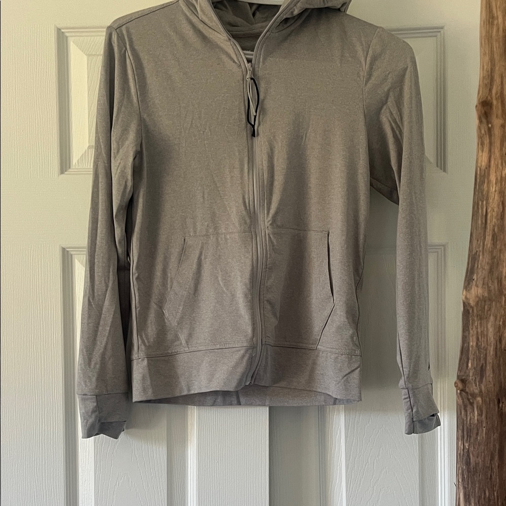 Stylish Gray Zip-Up Hoodie